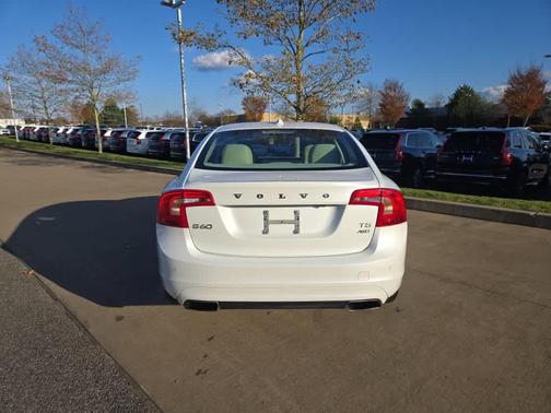 2015 Volvo S60 T5 Premier