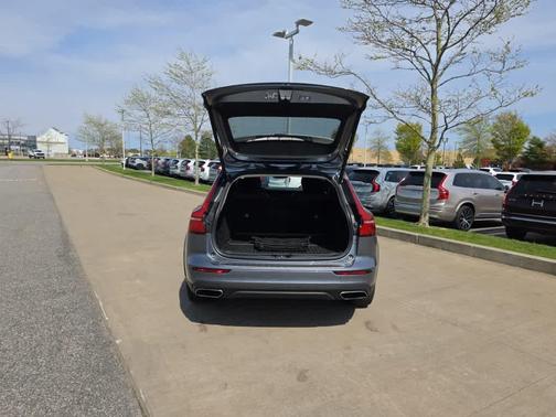 Gray Metallic 2021 Volvo V60 Cross Country T5