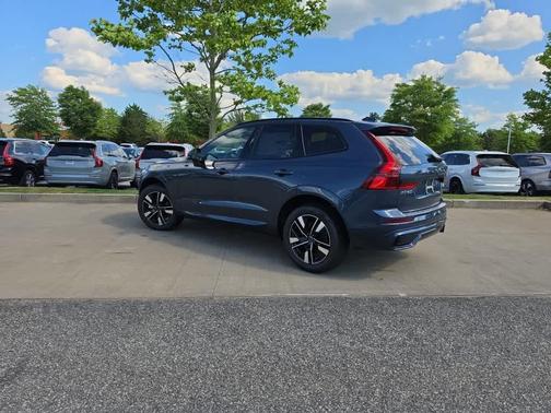Blue 2026 Volvo XC60 B5 Plus