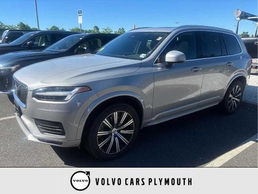 Silver 2023 Volvo XC90 B5 Core