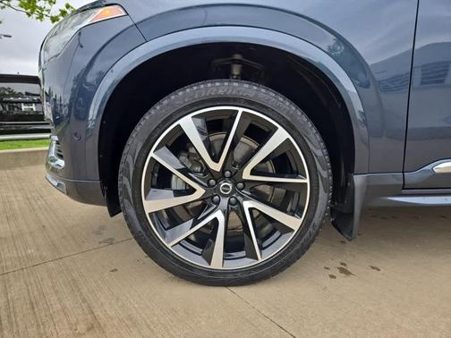 2023 Volvo XC90 B6 Plus 7-Seater