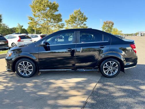 2019 Chevrolet Sonic LT