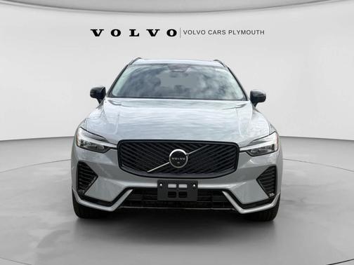 Vapour Grey 2027 Volvo XC60 ULTRA