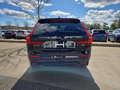 2025 Volvo XC60 B5 Plus