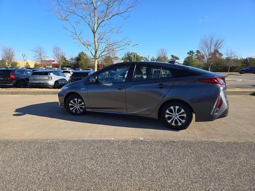 2022 Toyota Prius Prime LE