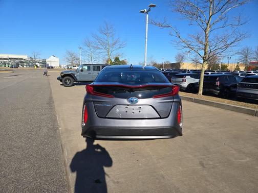 2022 Toyota Prius Prime LE