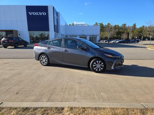 2022 Toyota Prius Prime LE