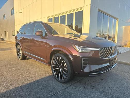 2025 Volvo XC90 Plug-In Hybrid T8 Ultra 6-Seater