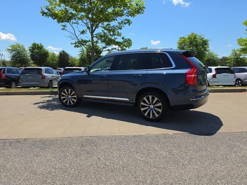 Denim Blue Metallic 2023 Volvo XC90 B5 Plus