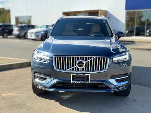 2023 Volvo XC90 B6 Ultimate 7-Seater