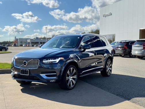 2023 Volvo XC90 B6 Ultimate 7-Seater