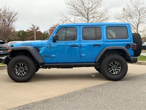 2024 Jeep Wrangler Sport