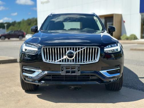 2024 Volvo XC90 B5 Core Bright Theme