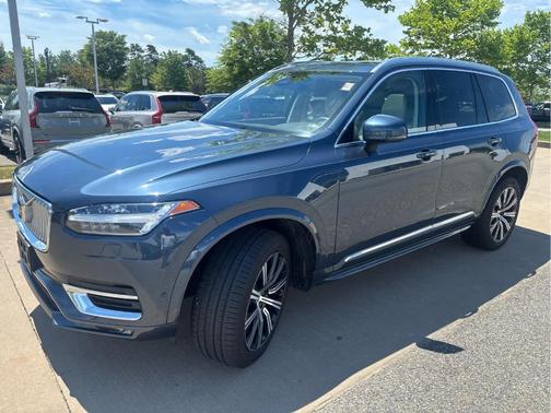 Denim Blue Metallic 2023 Volvo XC90 B6 Plus 7-Seater