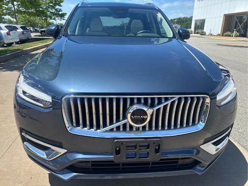 Denim Blue Metallic 2023 Volvo XC90 B6 Plus 7-Seater