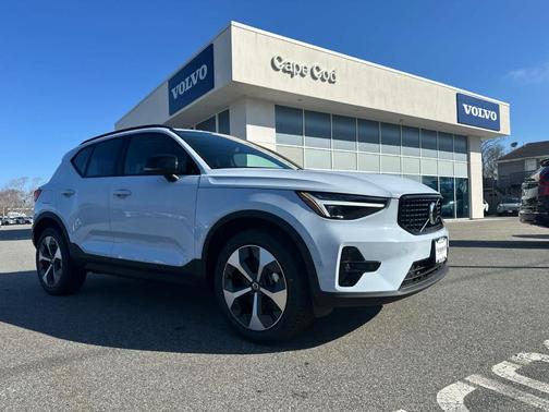 Blue 2026 Volvo XC40 B5 Plus