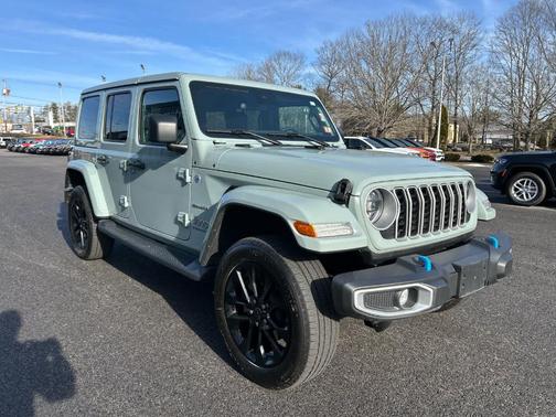 2024 Jeep Wrangler 4xe Sahara