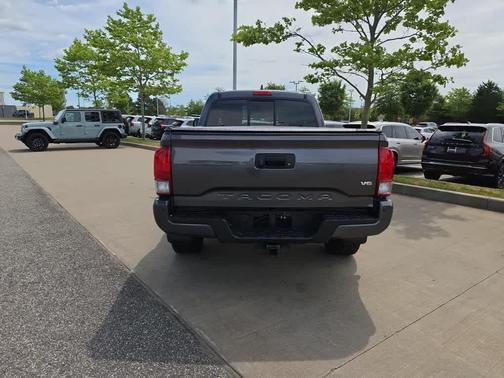 Magnetic Gray Metallic 2016 Toyota Tacoma TRD Sport