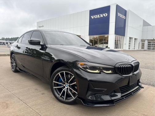 Black Sapphire Metallic 2020 BMW 330 i xDrive