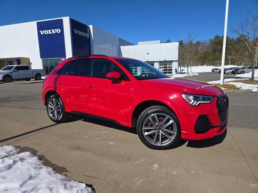 2022 Audi Q3 45 S line Premium Plus