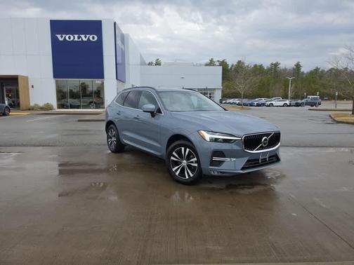 Thunder Gray Metallic 2023 Volvo XC60 B5 Core