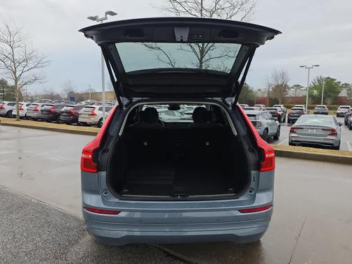 Thunder Gray Metallic 2023 Volvo XC60 B5 Core