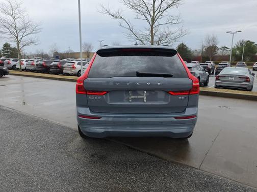 Thunder Gray Metallic 2023 Volvo XC60 B5 Core