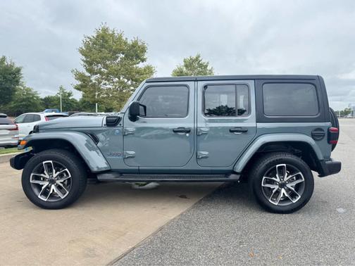 2024 Jeep Wrangler 4xe Sport