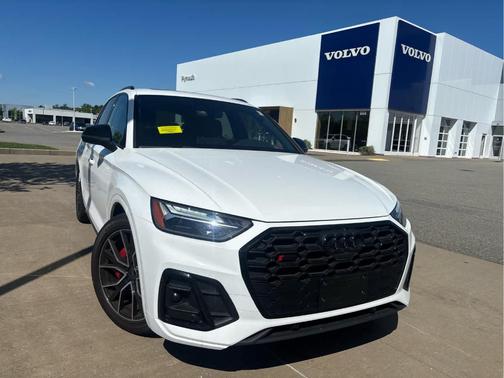 Ibis White 2023 Audi SQ5 3.0T Premium Plus