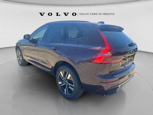 Mulberry Red 2026 Volvo XC60 B5 Plus