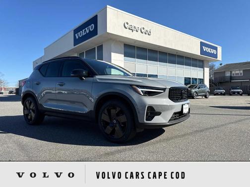 Gray 2026 Volvo XC40 B5 Ultra Black Edition