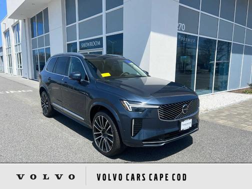 2025 Volvo XC90 PLUS