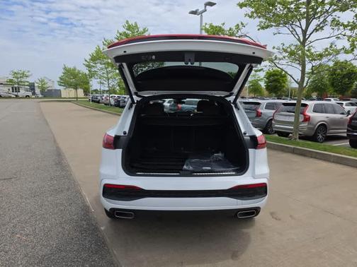 Arkona White 2025 Audi Q5 2.0T quattro Premium