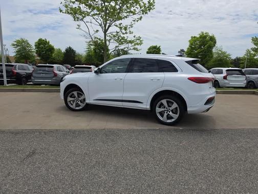 Arkona White 2025 Audi Q5 2.0T quattro Premium