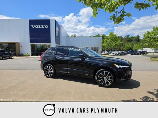 Black 2024 Volvo XC60 B5 Plus Dark Theme