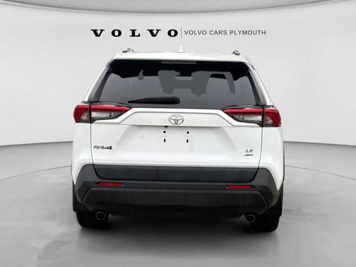 Super White 2019 Toyota RAV4 LE
