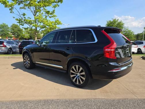 2024 Volvo XC90 B5 Core Bright Theme
