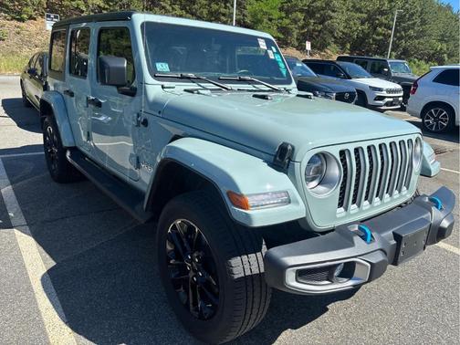 Earl Clearcoat 2023 Jeep Wrangler 4xe Sahara