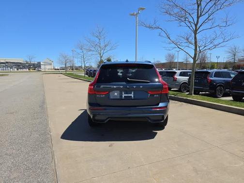 Denim Blue Metallic 2025 Volvo XC60 B5 Plus
