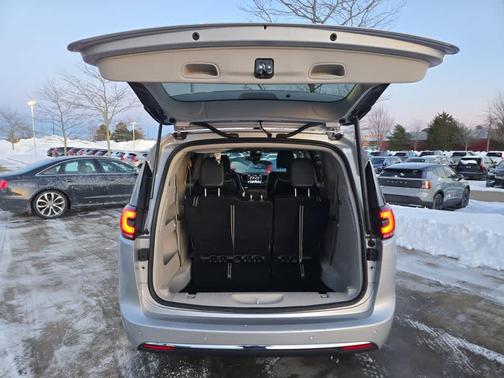 2024 Chrysler Pacifica Limited