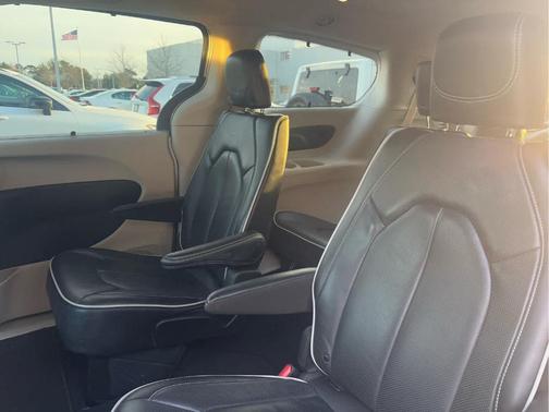 2024 Chrysler Pacifica Limited