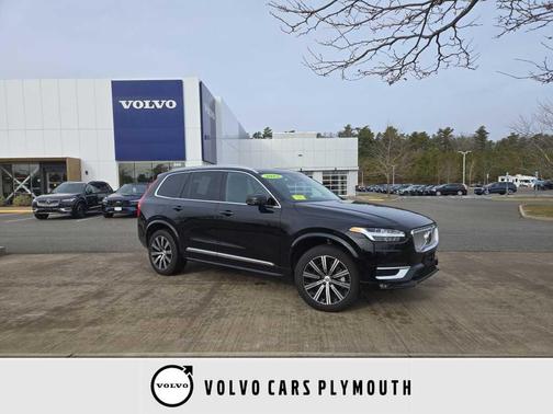 2025 Volvo XC90 B5 Core