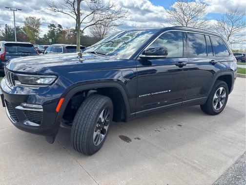 Midnight Sky 2023 Jeep Grand Cherokee 4xe Base