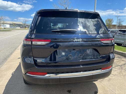 Midnight Sky 2023 Jeep Grand Cherokee 4xe Base