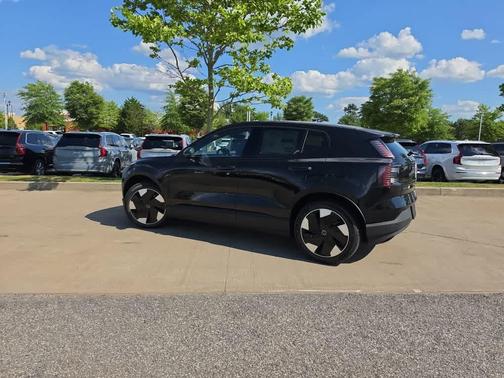Black 2026 Volvo EX30 Twin Motor Ultra