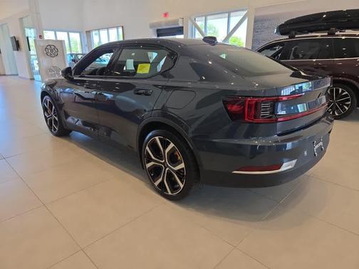 2022 Polestar 2 Long Range Dual Motor