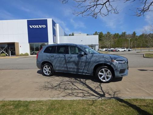 Thunder Gray Metallic 2023 Volvo XC90 B5 Core