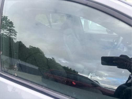 Metallic 2026 Volvo XC40 B5 Plus