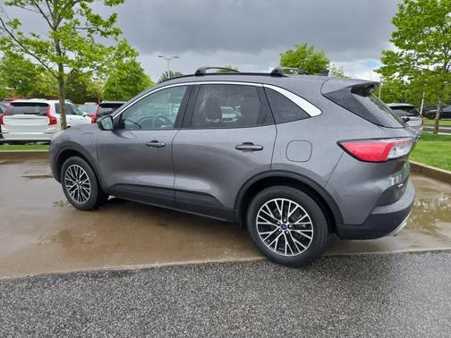 2022 Ford Escape PHEV SEL