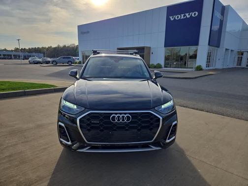 2023 Audi Q5 45 S line Premium Plus
